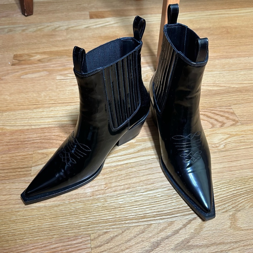 Anine Bing Patent Leather high quality western boot, size 37